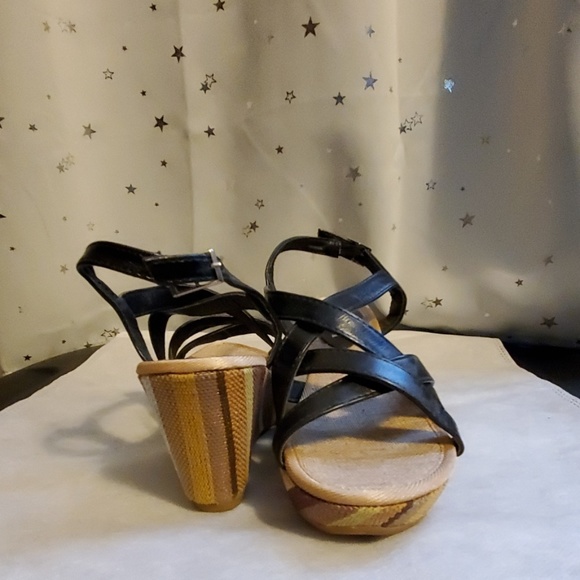 Zuke - Picture 3 of 4